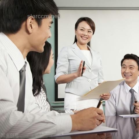 职场上，聪明人发展更快还是踏实更容易升职加薪？